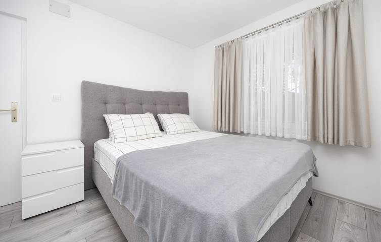 Ferienwohnung für 2 Personen, mit Terrasse in Split-Dalmatien - 4