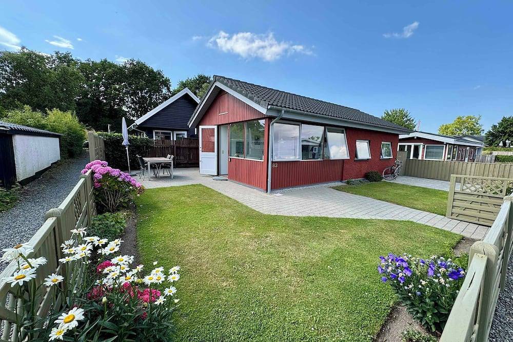 Cozy cottage with a view of Kerteminde Fjord in Munkebo, Kerteminde en omgeving
