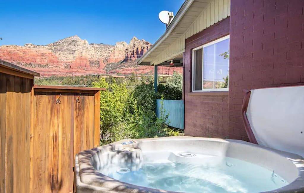 Ganze Wohnung, Uptown Zen Studio and Hot Tub in Sedona, Oak Creek Canyon