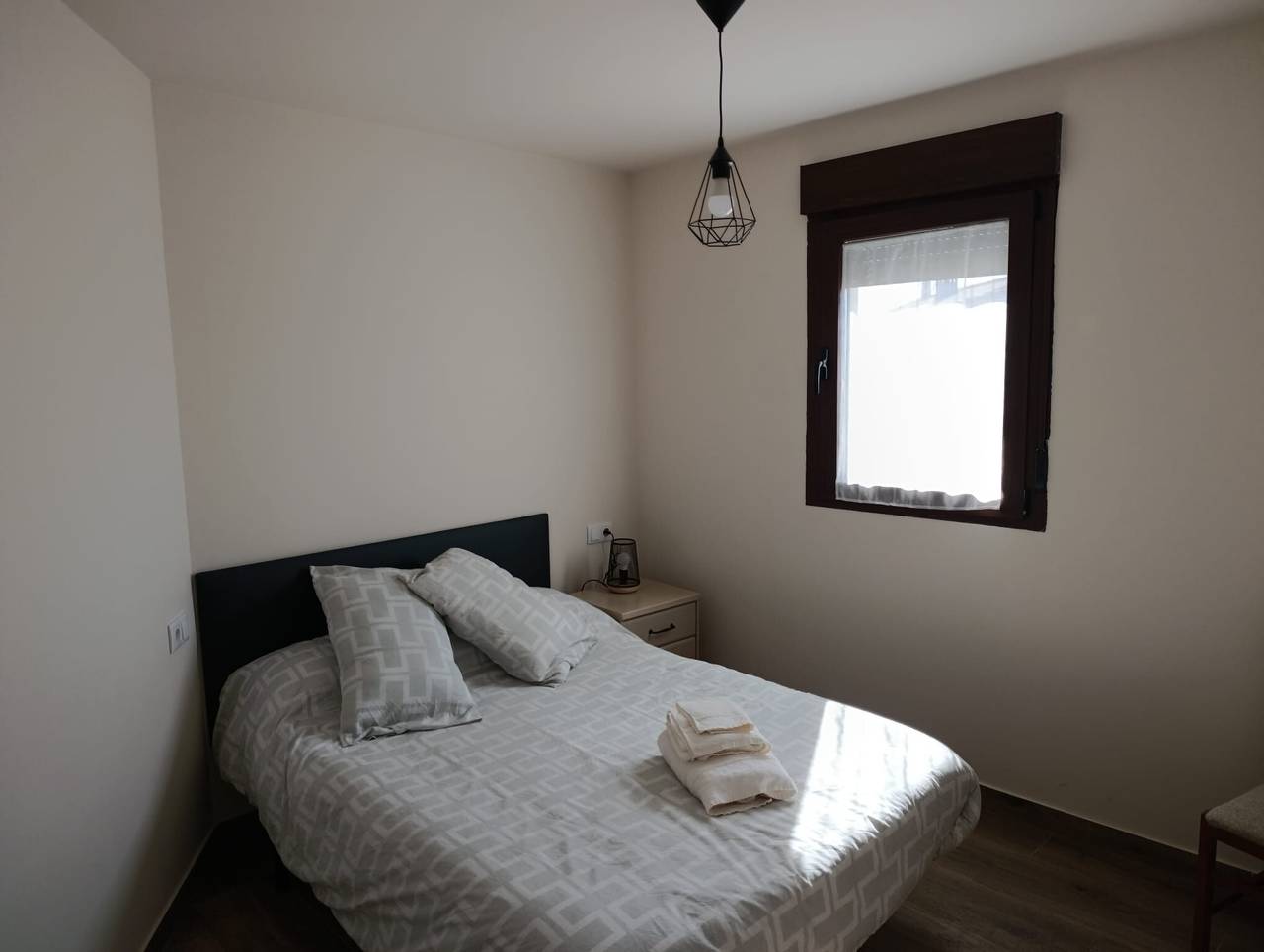 Casa Rural 'La Zarzosa' mit Bergblick, privater Terrasse und Klimaanlage in La Serrada, Ávila und Umgebung