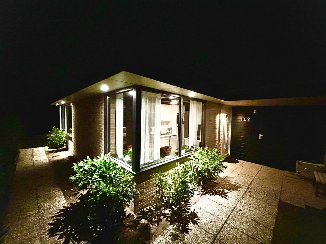Ruhiger (Nr. 142) Bungalow, Strandnah mit großen,  uneinsehbaren  Garten,  Terrassenüberdachung in Sint Maartensvlotbrug, Noord-Holland - Nordseeküste