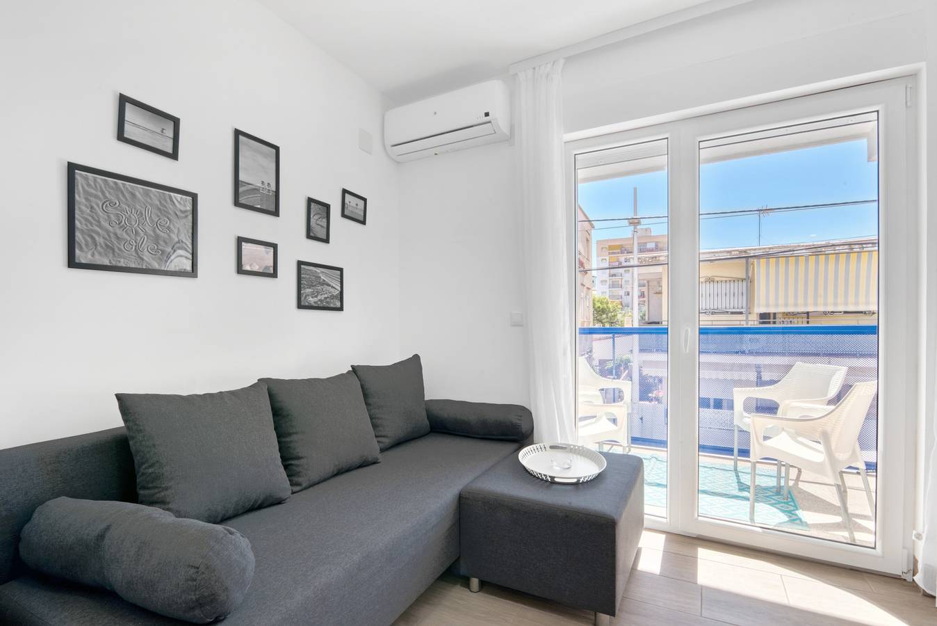 Appartement entier, Appartement de vacances "Soleole5" avec terrasse partagée, climatisation et Wi-Fi in Gandia, Costa de Valencia