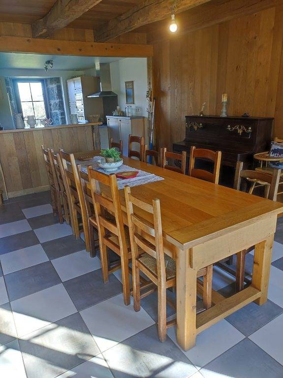 La Ferme des Chevadières - Gîte 14 couchages in Sauvat, Massif central