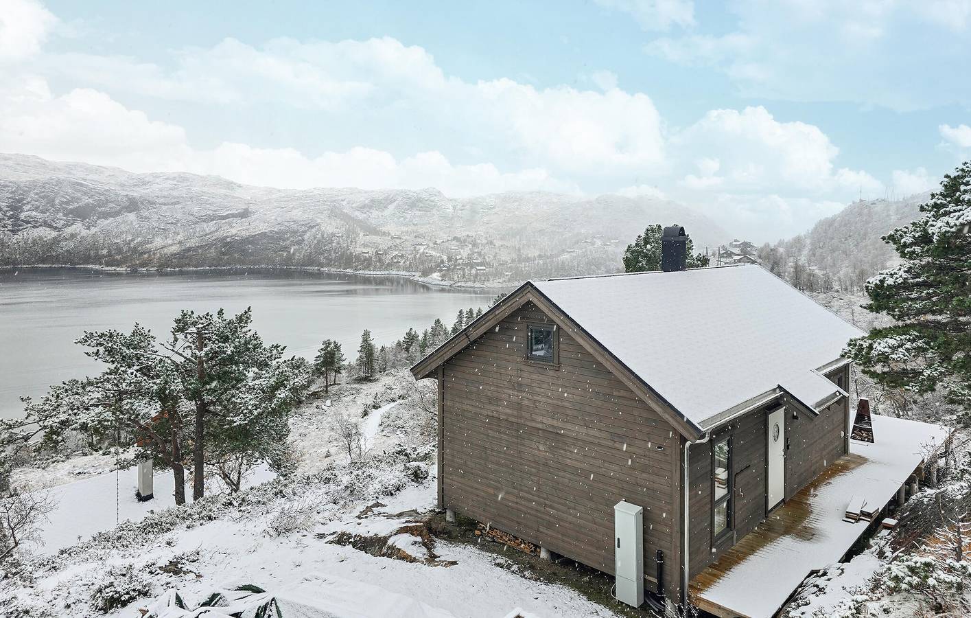 Feriehus for 6 personer med terrasse in Sognefjorden
