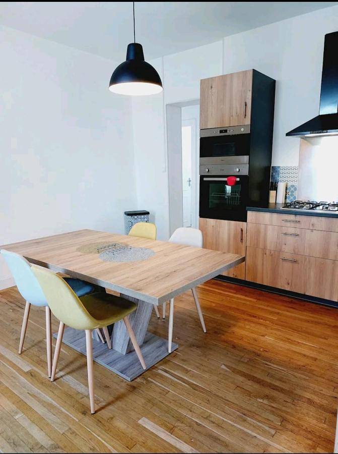 Gîte pour 6 personnes, avec terrasse et jardin à Gond-Pontouvre - 4