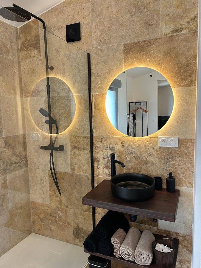 Location de vacances pour 4 personnes dans Mours-Saint-Eusèbe - 3