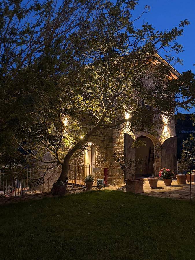 Villa per 5 persone, con Balcone e Terrazza nonché Giardino e Panorama a Pontassieve