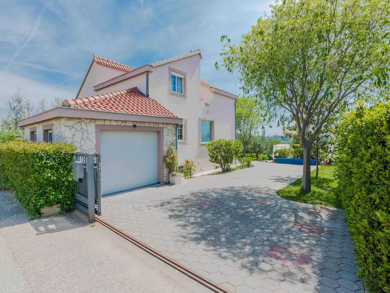 Luxury Dalmatian Villa with Pool in Zadarska županija