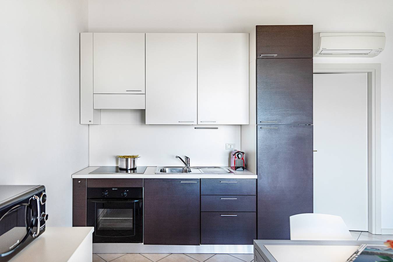 Ganze Wohnung, Montecolo Resort 74 Apartment by Wonderful Italy in Manerba del Garda, Gardasee-Berge