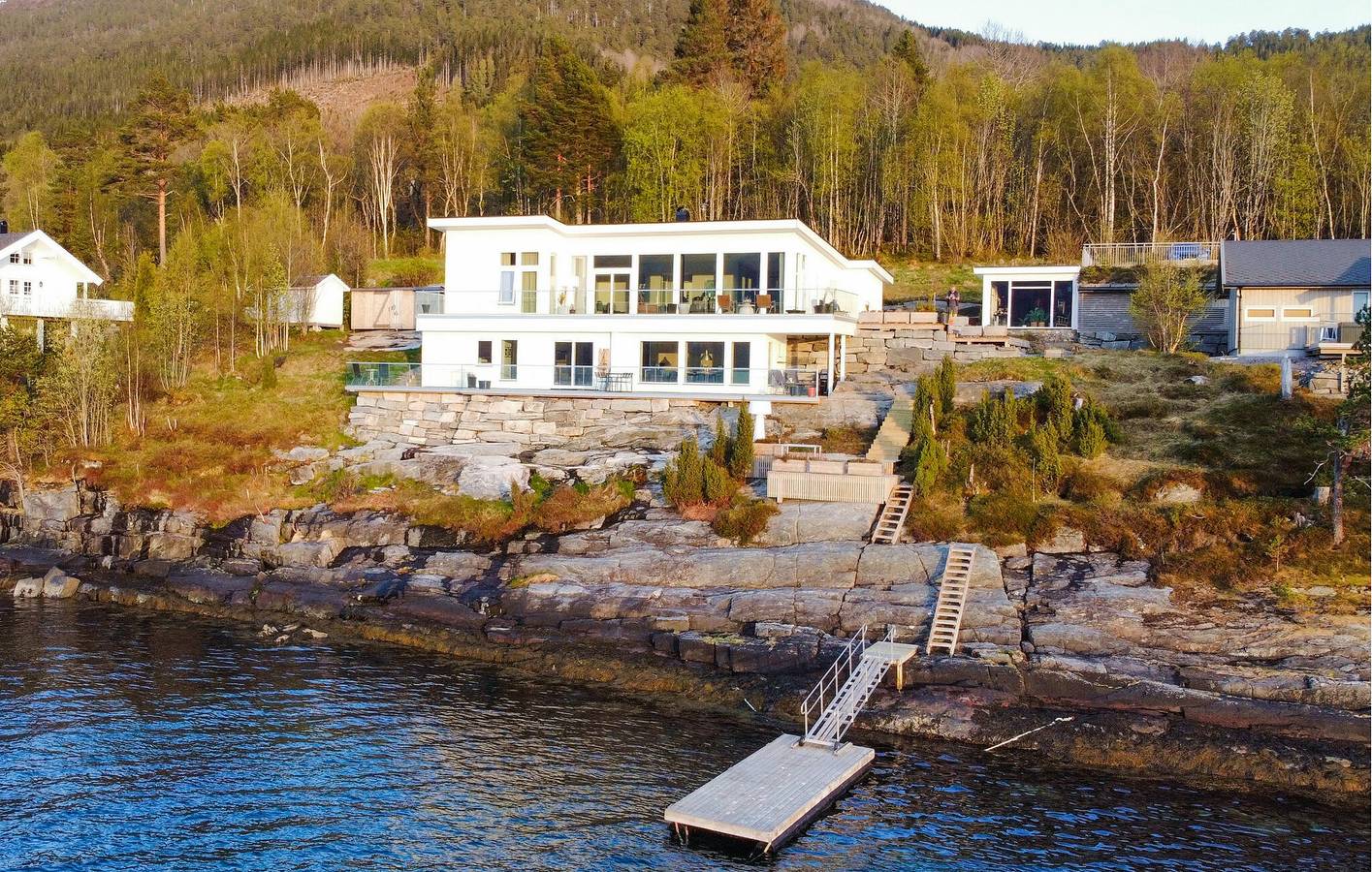 Ganze Ferienwohnung, Ferienwohnung für 5 Personen mit Terrasse in Nesset, Nördliches Fjordnorwegen