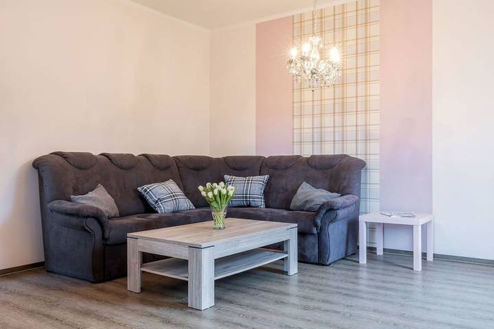 Ferienwohnung für 4 Personen, mit Garten und Terrasse in Westermarkelsdorf