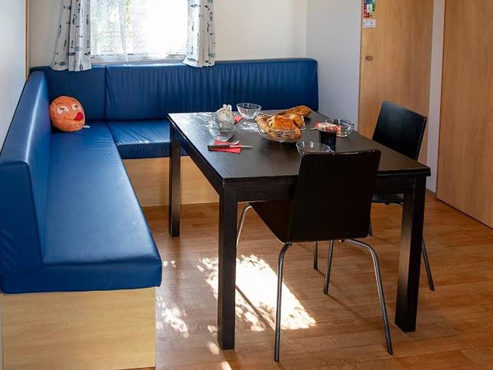 Camping Les Dinosaures - Mobilhome 4 personnes - Mh Sympa 2Ch 4 pers in Talmont-Saint-Hilaire, Vendée