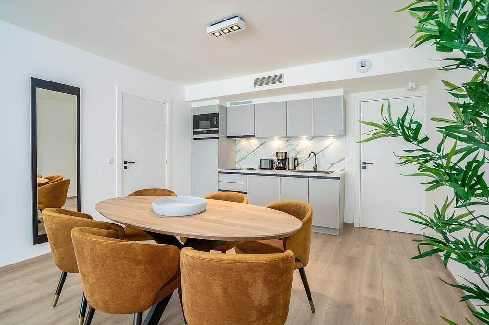 Entire apartment, [Luxe] Apartment with 3 rooms with 2 double beds & bunk beds in Sainte Cécile Plage, Camiers