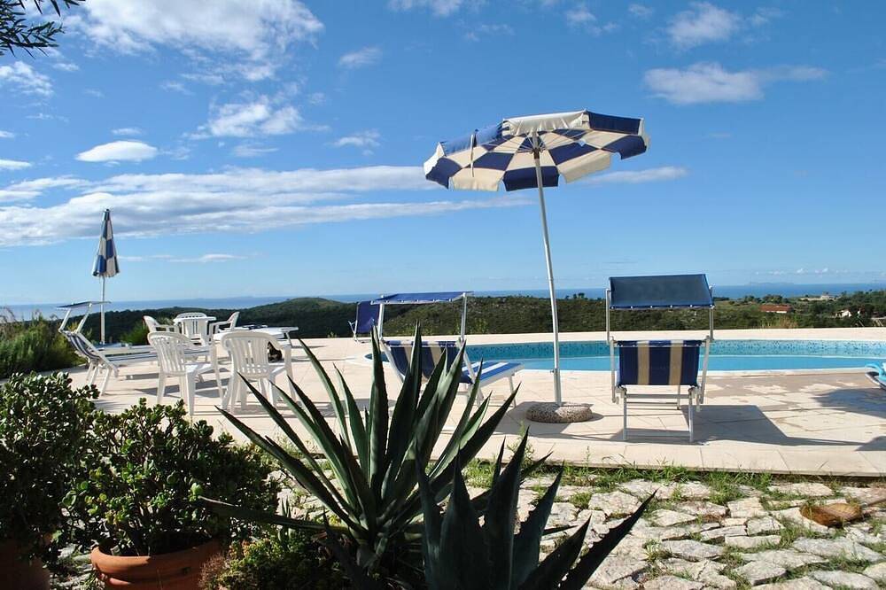 Villa Sascia - Sotto - Independent apartments with shared pool in Sperlonga, Latina Provinz