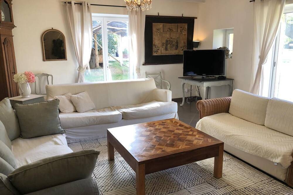Le Clos Constance - Saint-Martin-La-Pallu (Etables) in Charrais, Vienne (France)
