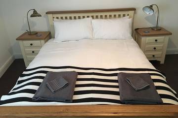 Log Cabin for 8 People in Looe, Cornwall, Photo 2