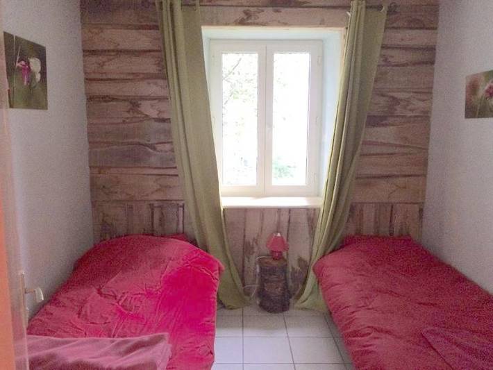 Location de vacances pour 4 personnes à Lachamp-Raphaël - 2