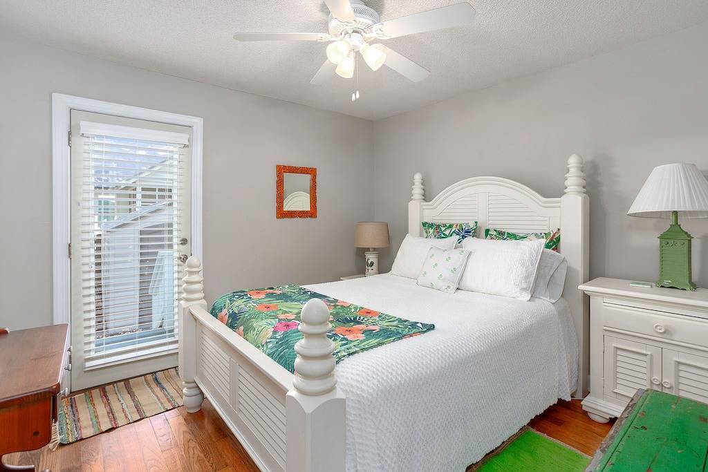 Neue Auflistung! Spaß South Island Beach Cottage, in der Nähe von Allen! in St. Simons Island, Glynn County