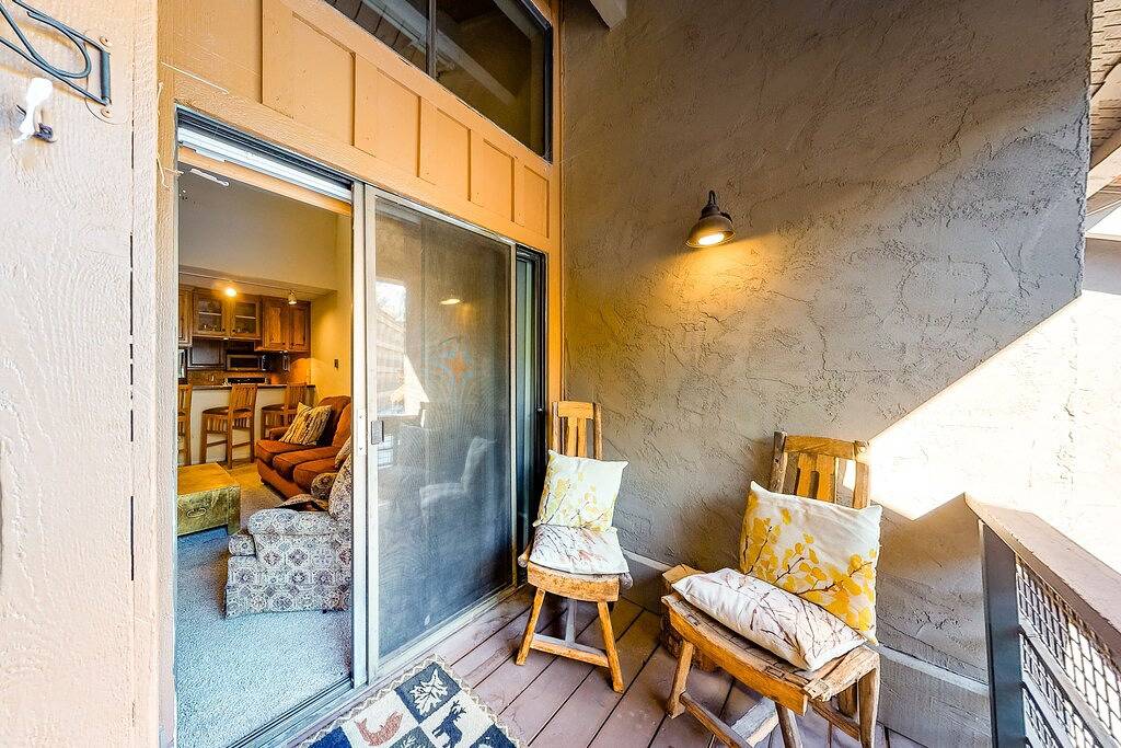 Ganze Wohnung, Casual condo with a hot tub, high-speed Wifi & a washer/dryer in Mount Crested Butte, Crested Butte Mountain Resort