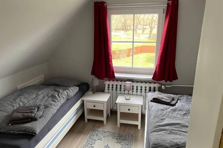 Ganze Wohnung, Ruefh - Ruegenhaus - Ruegenferienhaus in Schaprode, Rügen