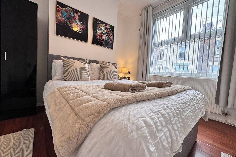 House 10 minutes from the Center in Liverpool, Merseyside