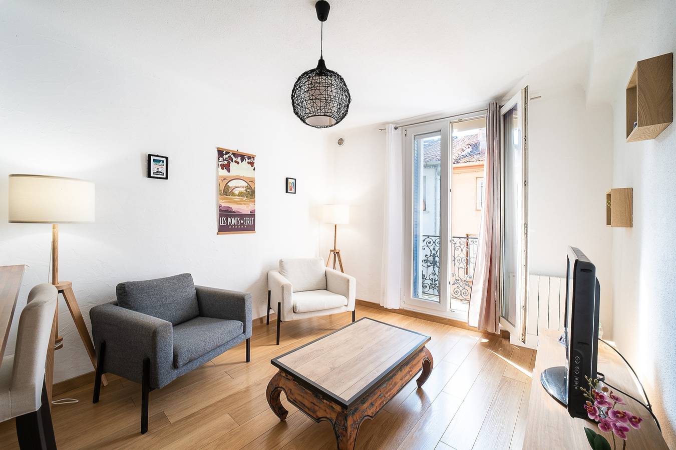 Ganze Wohnung, L'Âne Rouge de Céret - Classé 3 étoiles - Au cœur de Céret in Céret, Céret und Umgebung