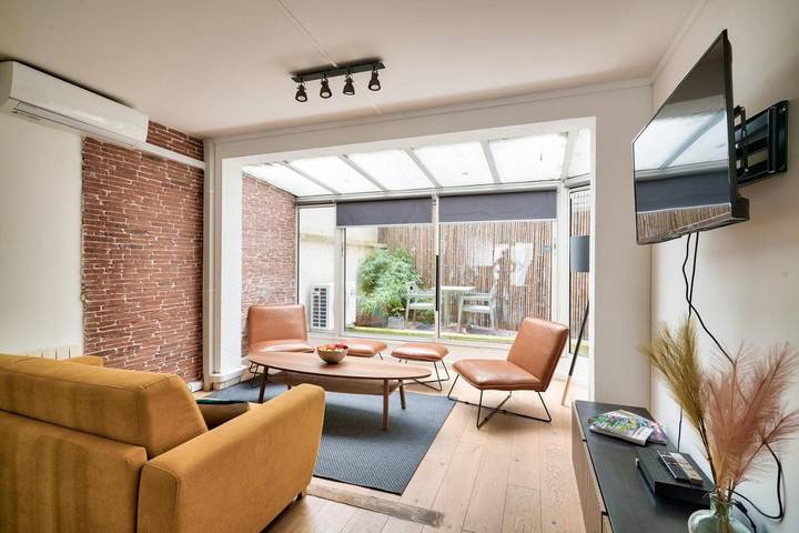 Gîte pour 6 personnes, avec terrasse dans Paris Rue Sextius Michel - 2