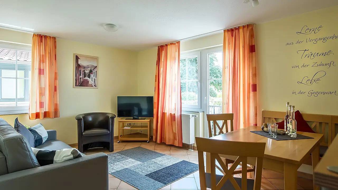 Ganze Ferienwohnung, Ferienwohnung für 4 Personen (65 m²) in Immenstaad am Bodensee in Kippenhausen, Immenstaad am Bodensee