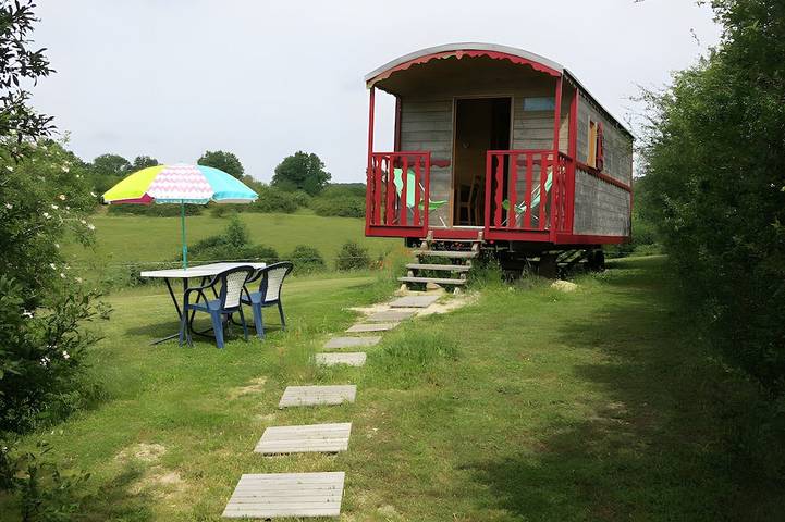 Location de vacances pour 4 personnes, avec jardin dans Saint-Paul-le-Gaultier