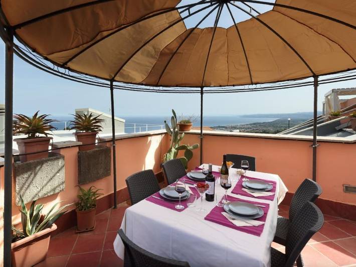 Ferienwohnung für 6 Personen, mit Balkon in Taormina - 2