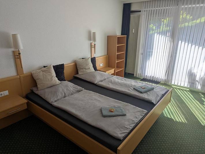 Ferienwohnung für 2 Personen, mit Balkon und Pool sowie Sauna und Ausblick in Bad Essen
