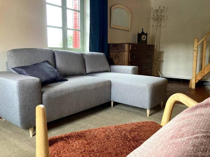 Location de vacances pour 2 personnes, avec vue ainsi que terrasse et jardin, animaux acceptés dans Haut Folin - 3