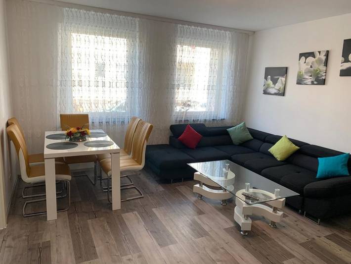 Ferienwohnung für 5 Personen, mit Balkon und Terrasse sowie Ausblick