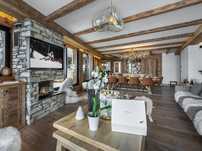 Ganze Wohnung, Wunderschöne Wohnung mit 4 Schlafzimmern, Terrasse und Jacuzzi, direkt an der Face de Bellevarde piste in Val-d'Isère, Vanoise-Massiv