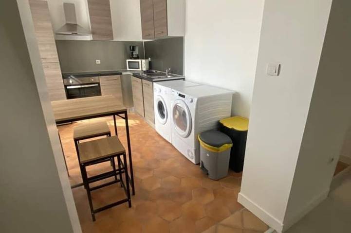 Gîte pour 6 personnes, avec terrasse, animaux acceptés à Petit-Palais-et-Cornemps