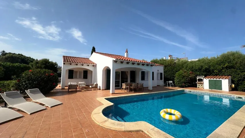 Maison de vacances pour 6 personnes, avec piscine ainsi que balcon et jardin - 1