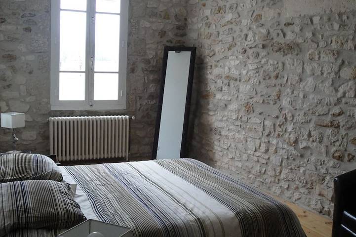 Location de vacances pour 9 personnes, avec jardin et sauna à Varzay - 2