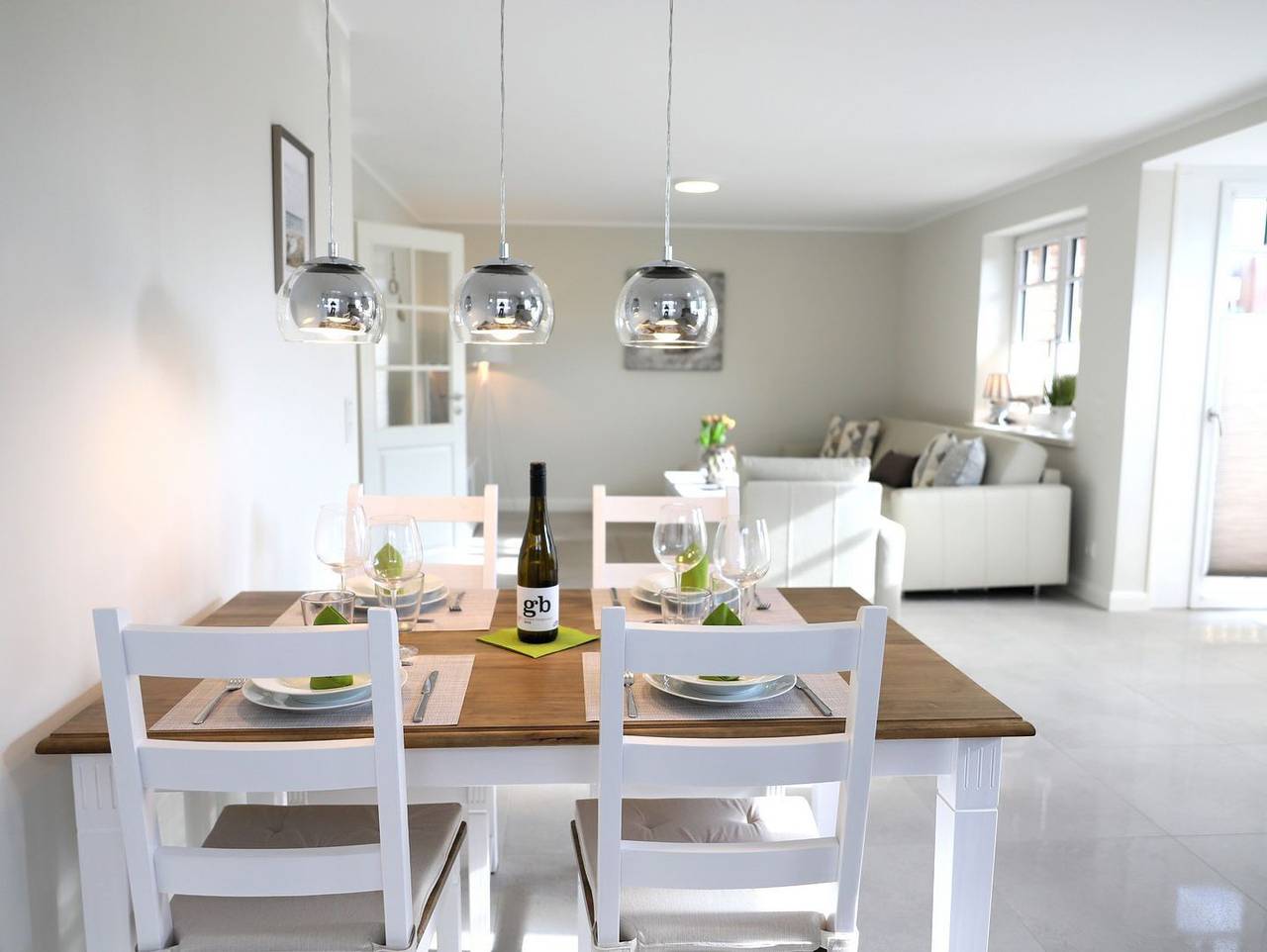 Ganze Wohnung, Exklusive Erdgeschosswohnung in Westerland mit zwei Terrassen und Strandkorb in Westerland, Sylt (Gemeinde)