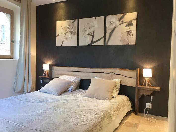 Chambre d’hôte pour 2 personnes, avec piscine ainsi que jardin et jacuzzi à Grospierres - 4