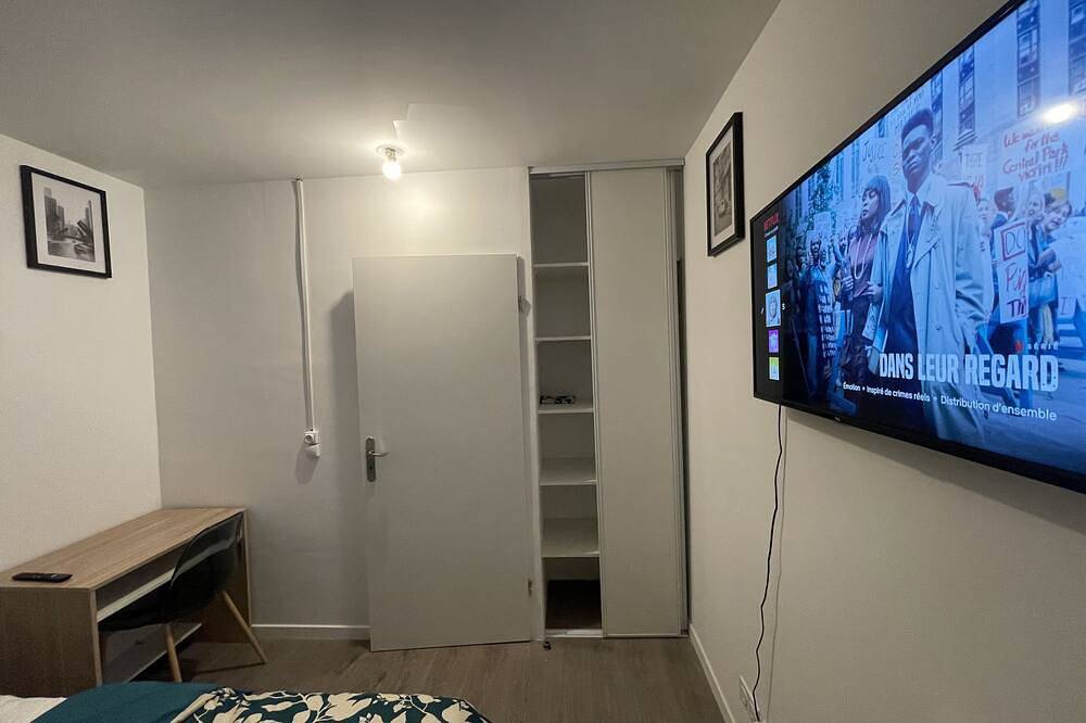 Apartamento entero, New cosy apartment with two bedrooms one bathroom and kitchen both full equiped in Villemomble, Sena-Saint Denis