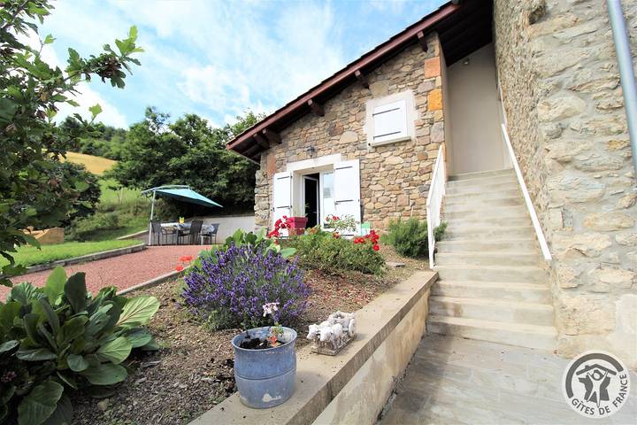 Gîte pour 4 personnes, avec piscine et jardin dans Saint-Marcel-l'Éclairé