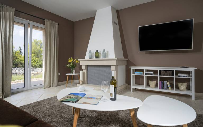 Villa pour 10 personnes, avec balcon/terrasse ainsi que piscine et terrasse à Stari Grad - 3