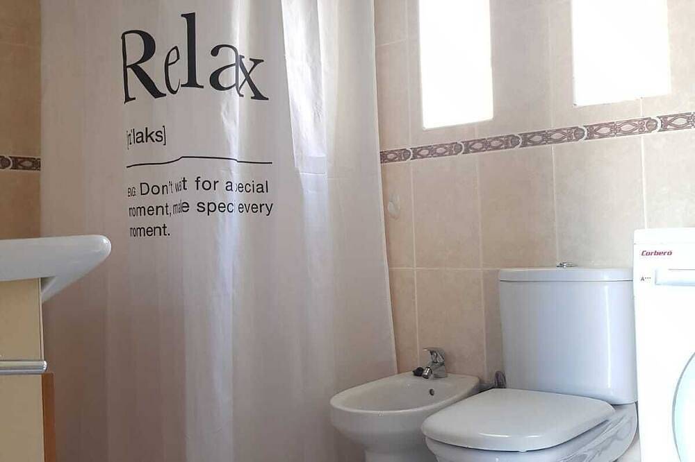 Apartamento entero, Apartamento con piscina próximo a la playa in Tarajalejo, Tuineje