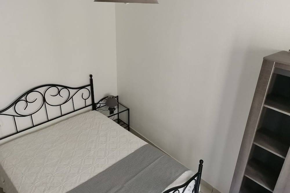 Appartement entier, T2  Centre  Ville  De  Montelimar  En  Drome  Provencale in Montélimar, Région de nyons