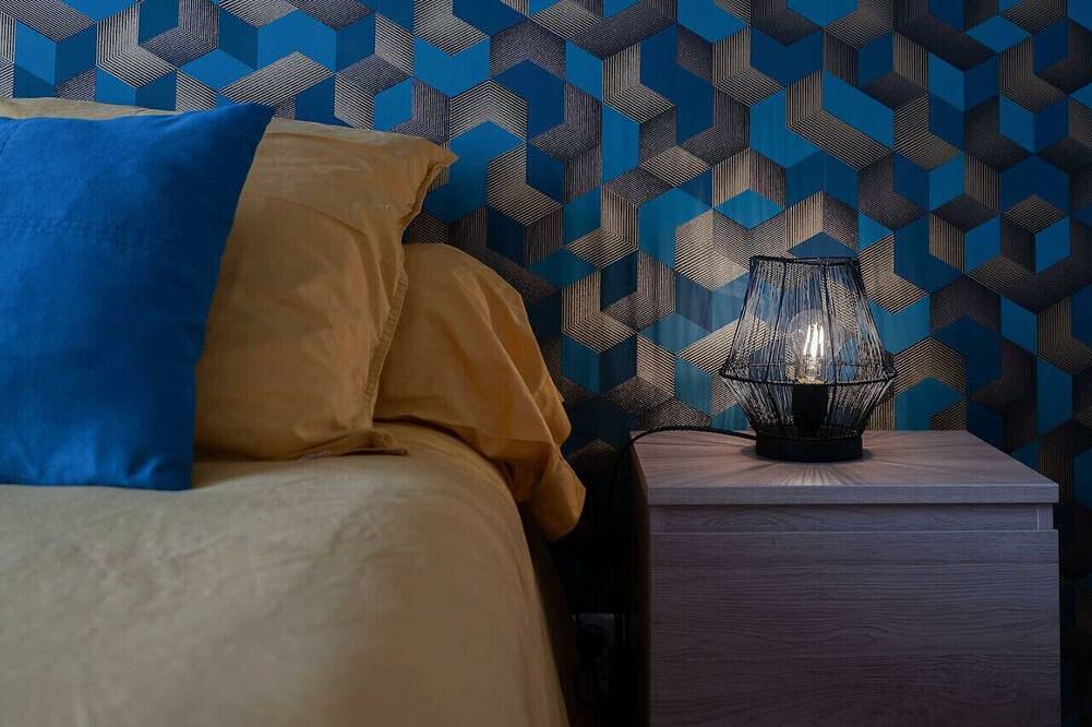 Entire apartment, Grand appartement climatisé, 3 chambres, terrasse in Vichy, Vichy region