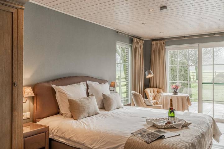 Chambre d’hôte pour 2 personnes, avec Terrasse ainsi que Jardin et Vue à Beernem