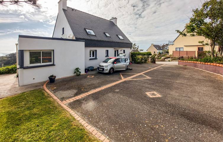 Location de vacances pour 7 personnes, avec terrasse et jardin à Plouarzel - 4