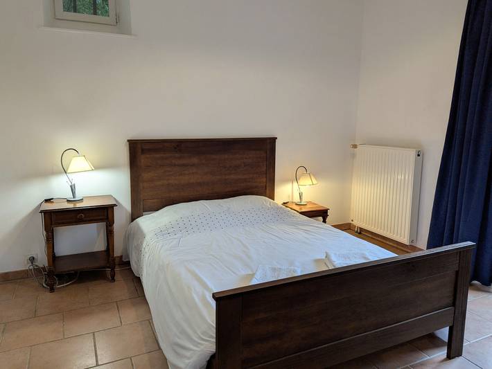 Ruhiges Ferienhaus im Wald, nahe Gien, 3 Schlafzimmer und 2 Bäder in Ouzouer-sur-Trézée, Montargis und Umgebung
