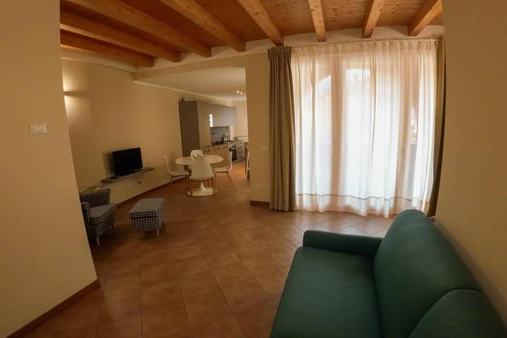 Location de vacances pour 5 personnes, avec vue et balcon à Monasterolo del Castello