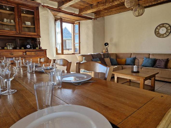 Location de vacances pour 8 personnes, avec jardin et terrasse, animaux acceptés dans Lac de Maury - 2